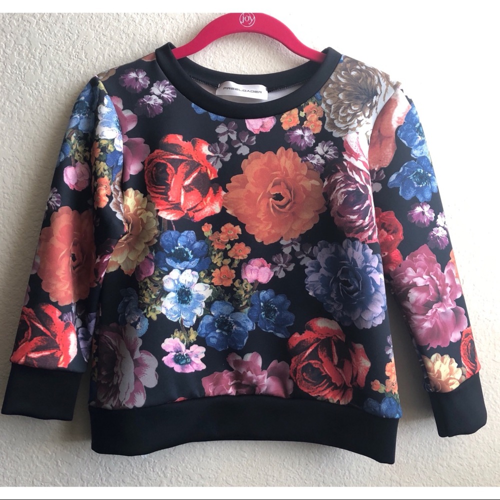 Floral Crop Pullover Sweatshirt